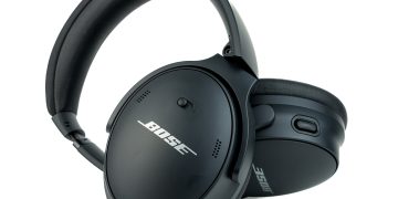 Unveiling the Bose QuietComfort 45: The Perfect Travel Companion for Your Ears?